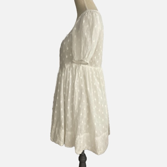 Urban Outfitters Kimchi Blue Maci Polka Dot Mini Dress White Size Small Boho - Picture 8 of 13
